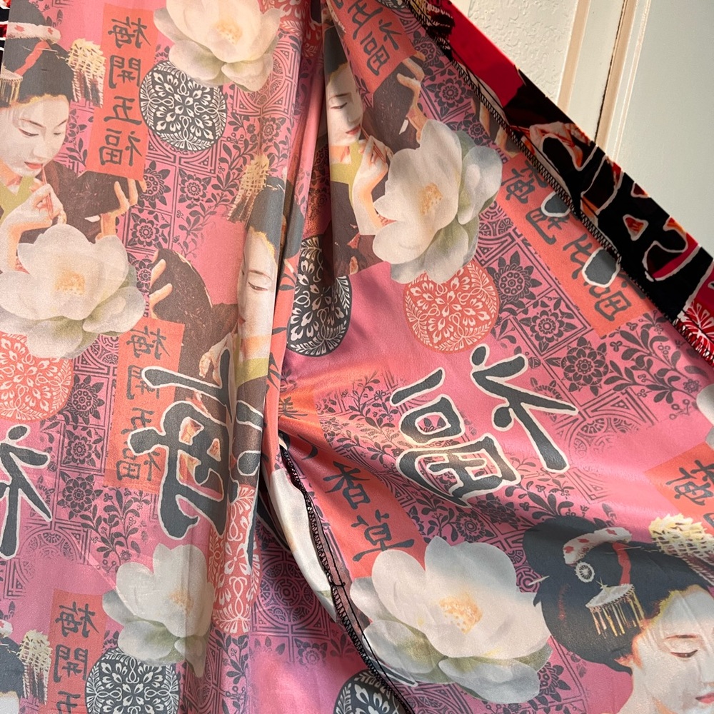 Women’s Vintage pink Kimono!! Beautiful! - Picture 15 of 15